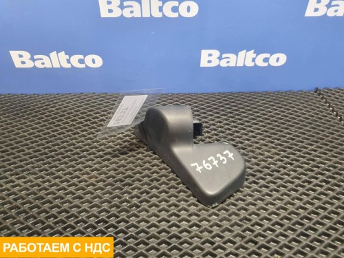 Крышка кронштейна зеркала